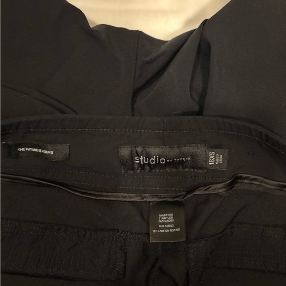 Torrid Black Straight Leg Pants with Stretch Waistband - Picture 4 of 7